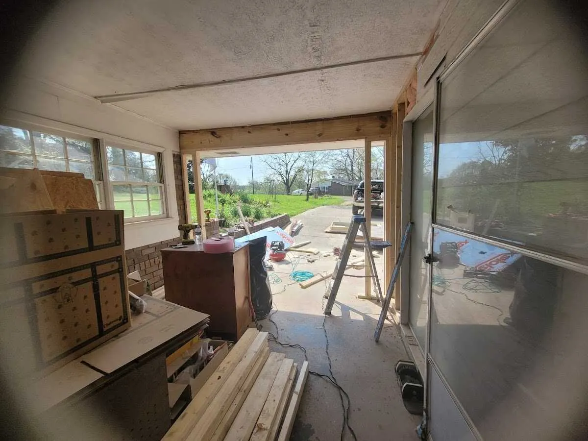 Air movers and dehumidifier for Drying & Dehumidification in Brunswick